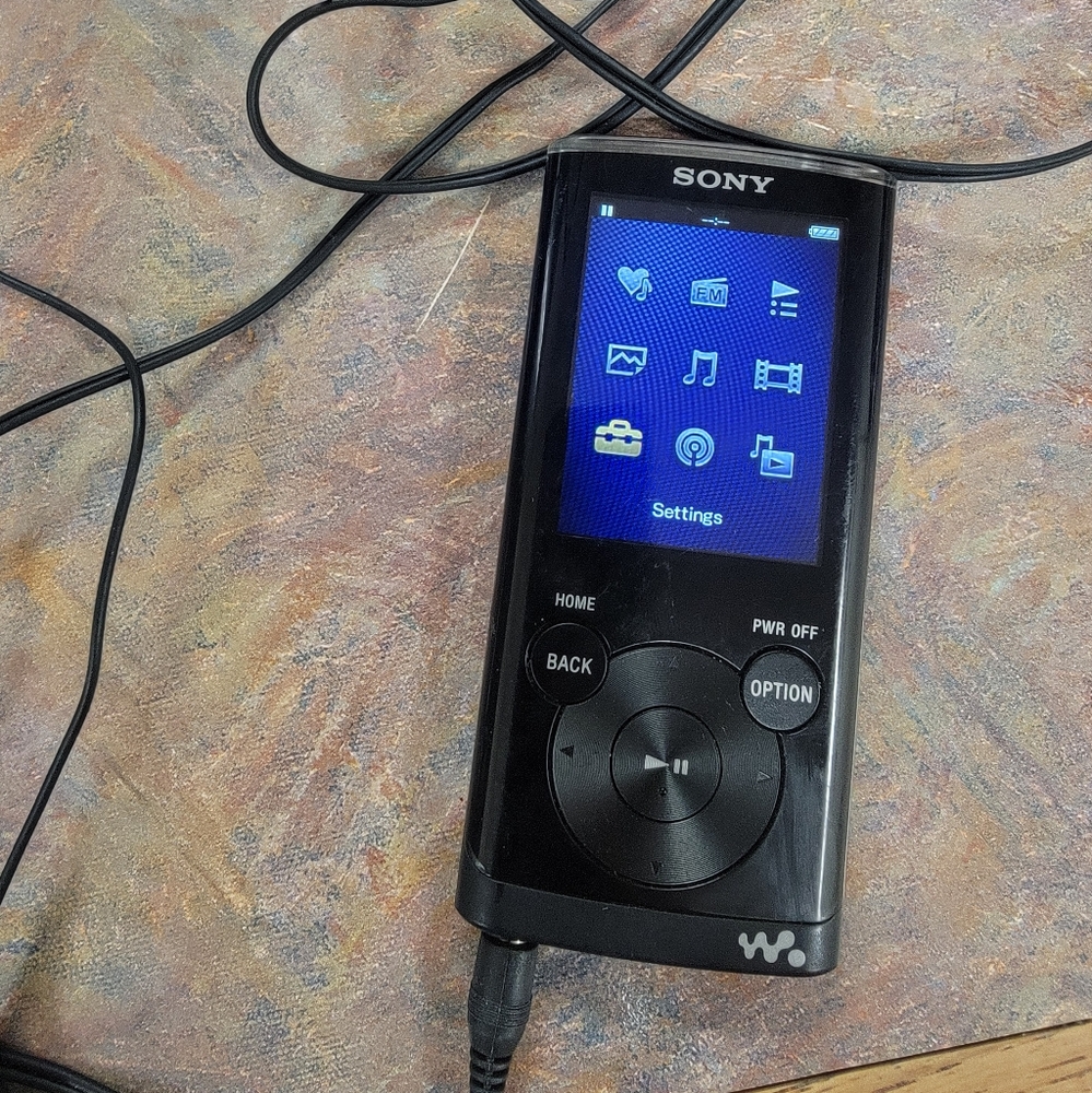 Sony walkman mp3/video player with LCD display